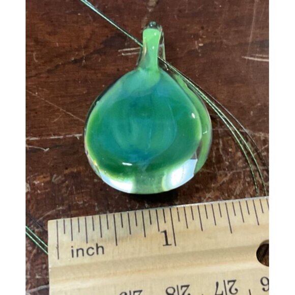 Green Teardrop Art Glass Pendant Necklace Floral Butterfly Design 18" Chain - Picture 3 of 3